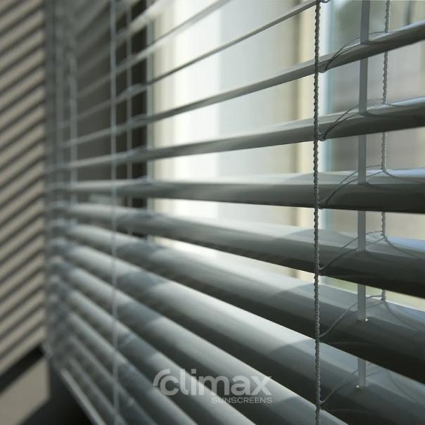Interior blinds INT-50