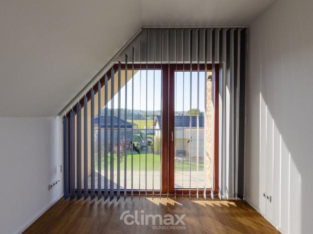 Vertical blinds