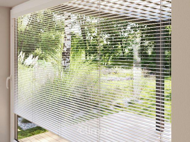 Indoor blinds